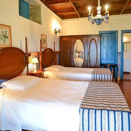 Sleeps 12 With Pool And Wifi